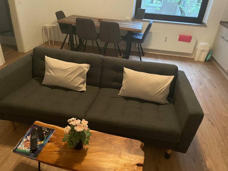 Zentrale Wohnung Direkt Am Hauptbahnhof - Bismarck Ντίσελντορφ Εξωτερικό φωτογραφία