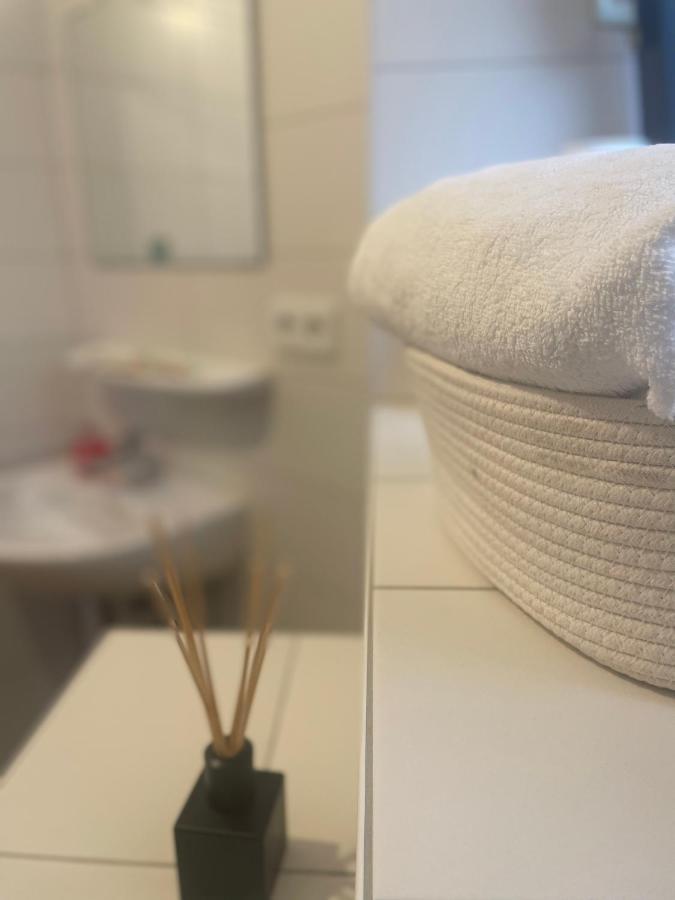 Zentrale Wohnung Direkt Am Hauptbahnhof - Bismarck Ντίσελντορφ Εξωτερικό φωτογραφία