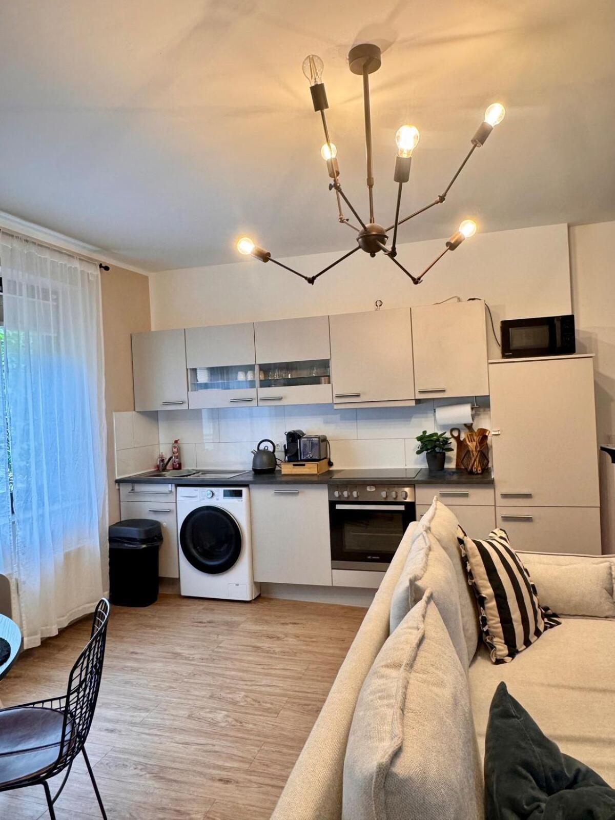 Zentrale Wohnung Direkt Am Hauptbahnhof - Bismarck Ντίσελντορφ Εξωτερικό φωτογραφία