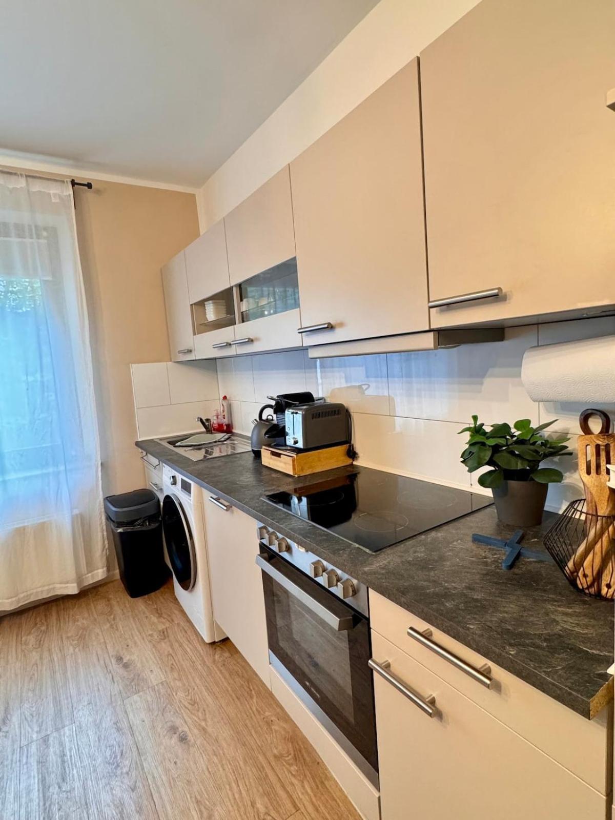 Zentrale Wohnung Direkt Am Hauptbahnhof - Bismarck Ντίσελντορφ Εξωτερικό φωτογραφία
